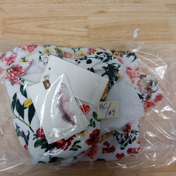 Jessica Simpson Bikini Set Size Large - Picture 11 of 11